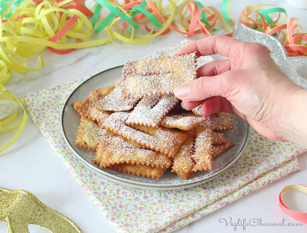 Chiacchiere di Carnevale — La Pasticciona Vegana